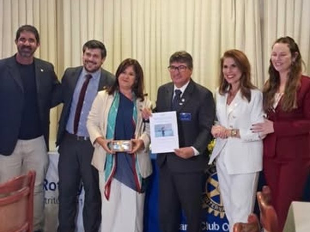 Dra. Flávia Pacheco em evento do Rotary Club
